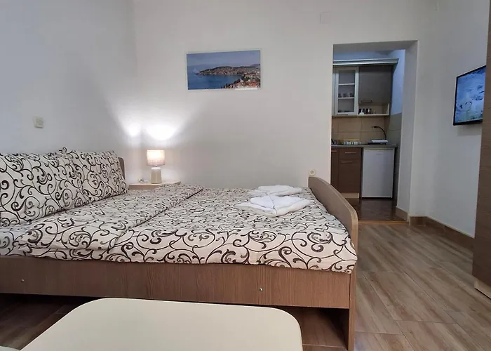 Apartments Tomic