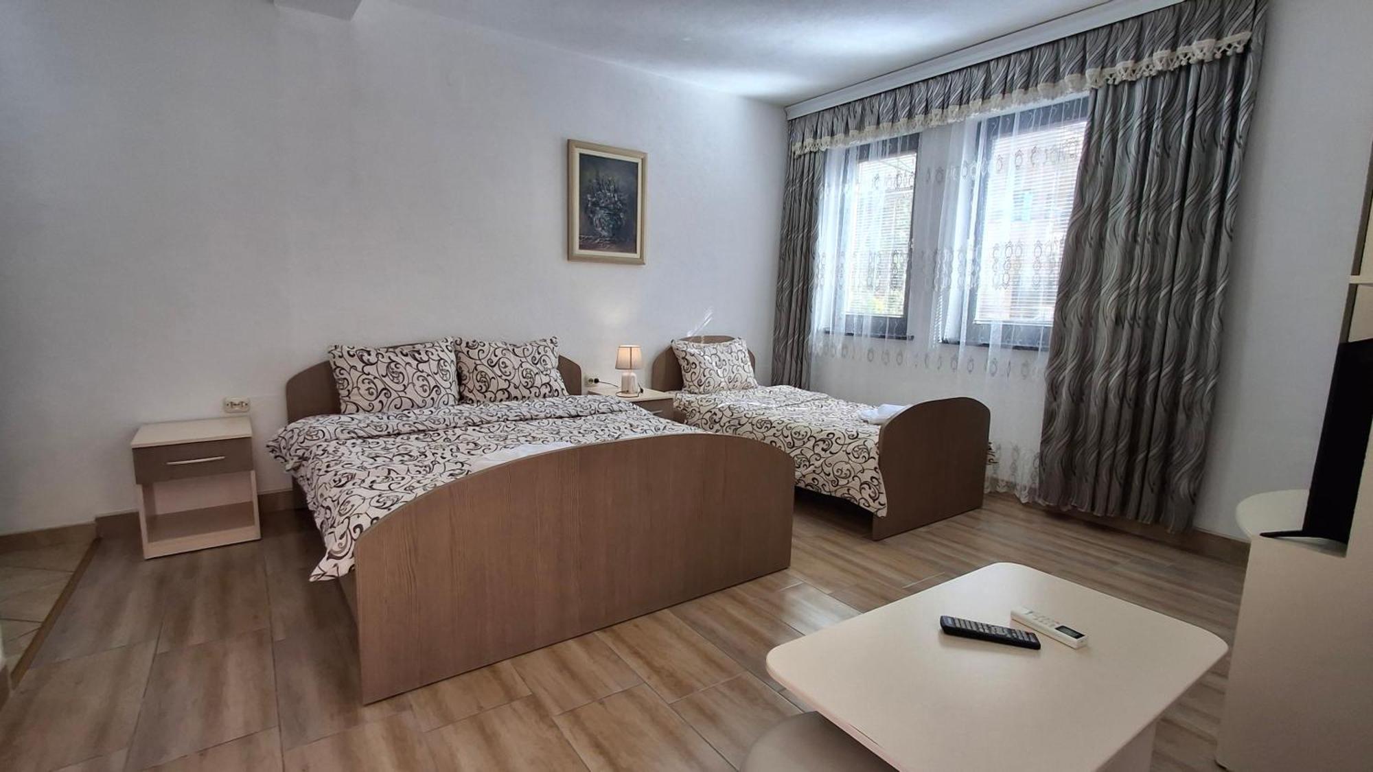 Tomic Apartament *