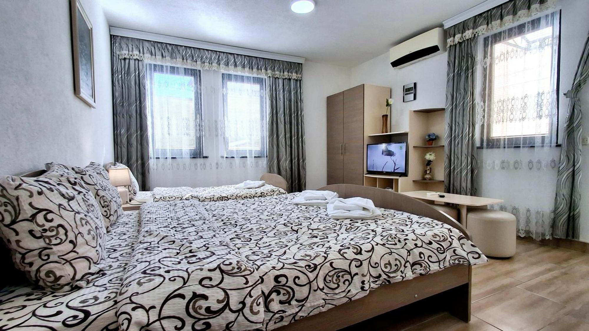 Apartament Tomic *